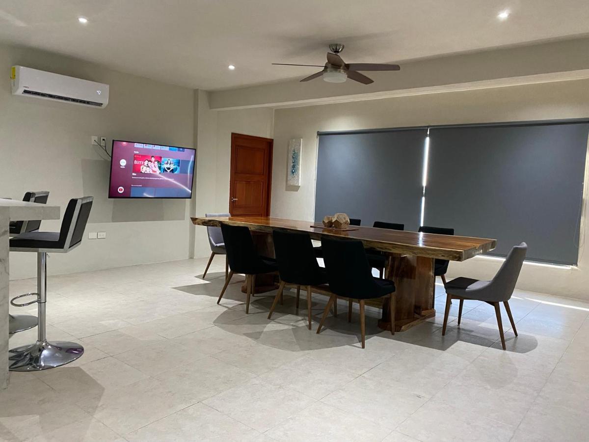 Cuxos Hotel Beachfront 女人岛 外观 照片