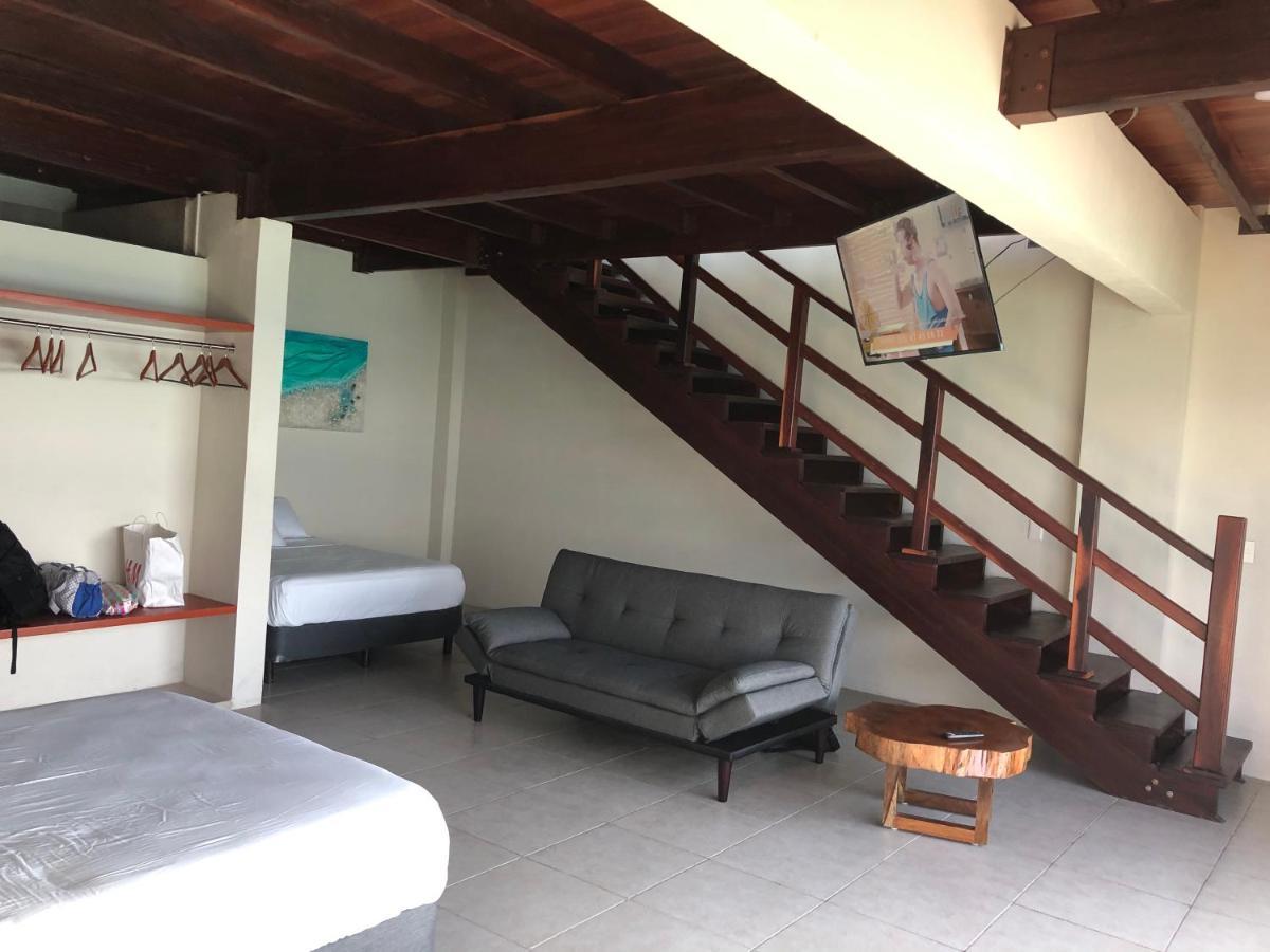 Cuxos Hotel Beachfront 女人岛 外观 照片