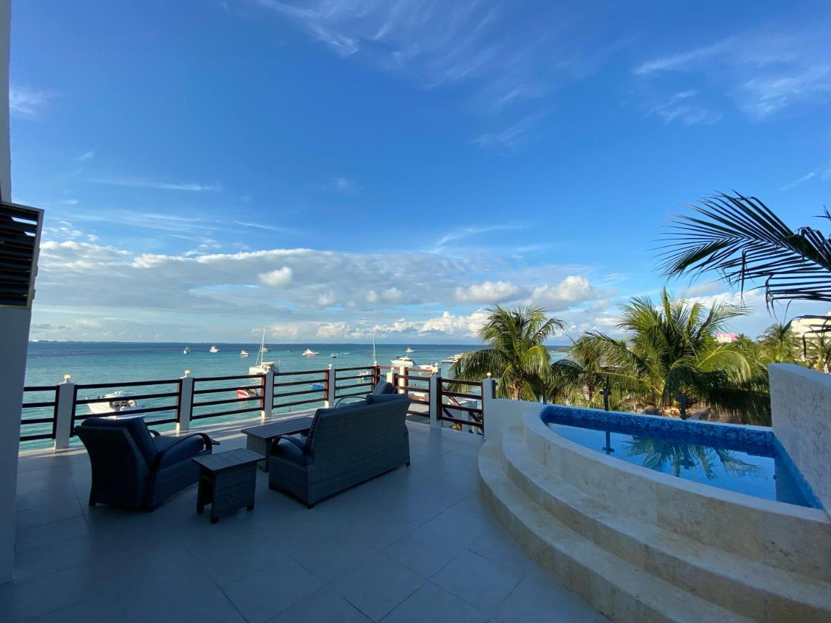 Cuxos Hotel Beachfront 女人岛 外观 照片