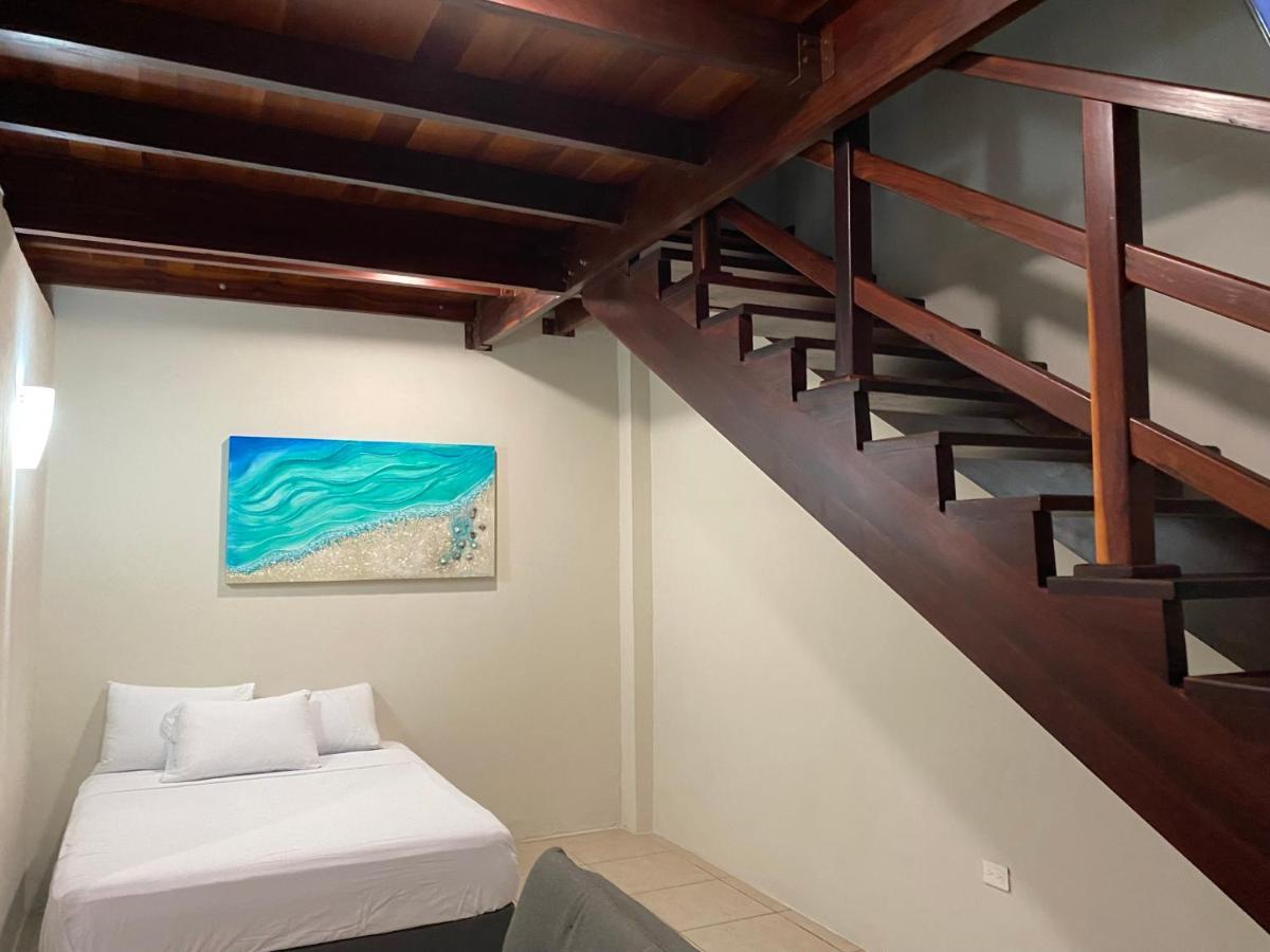 Cuxos Hotel Beachfront 女人岛 外观 照片