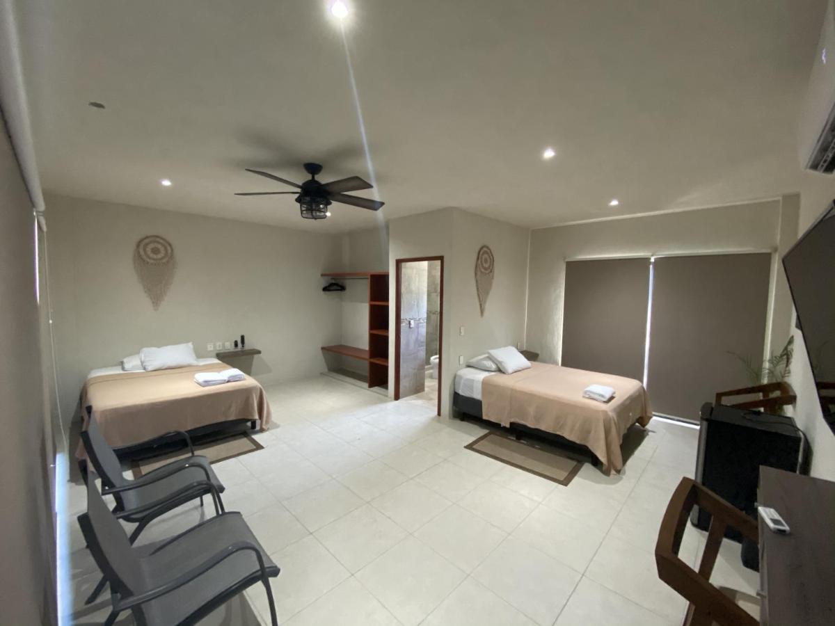 Cuxos Hotel Beachfront 女人岛 外观 照片