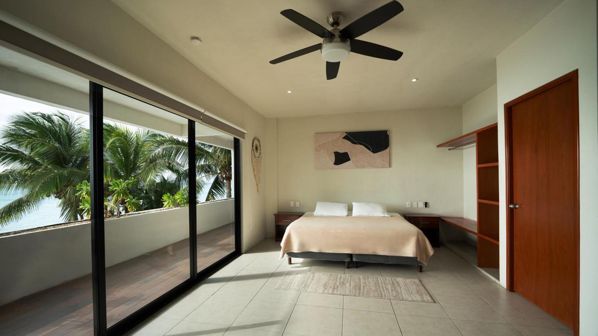 Cuxos Hotel Beachfront 女人岛 外观 照片